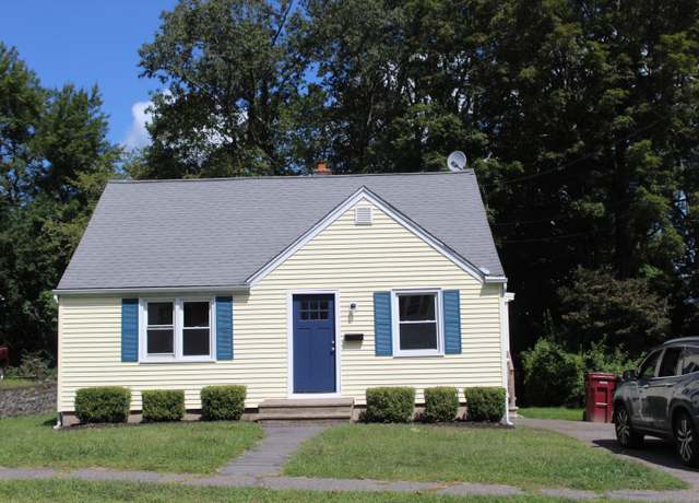 Property at 389 Quinn St, Naugatuck, CT 06770, 4 beds, 1 bath