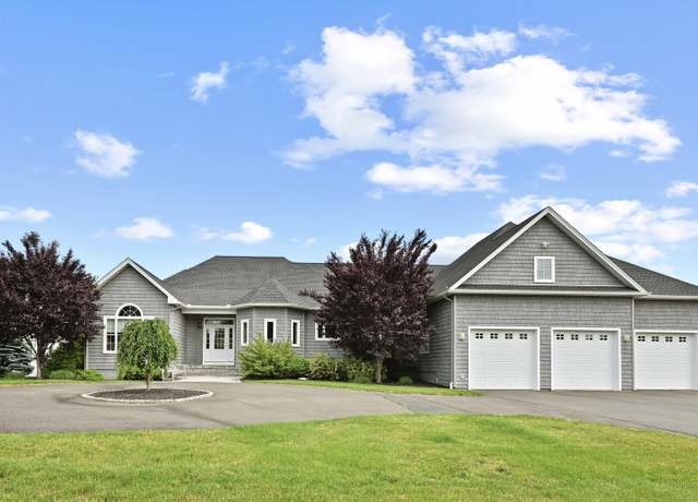Property at 8 Amolia Farms Rd, Windsor, CT 06095, 3 beds, 3.5 baths