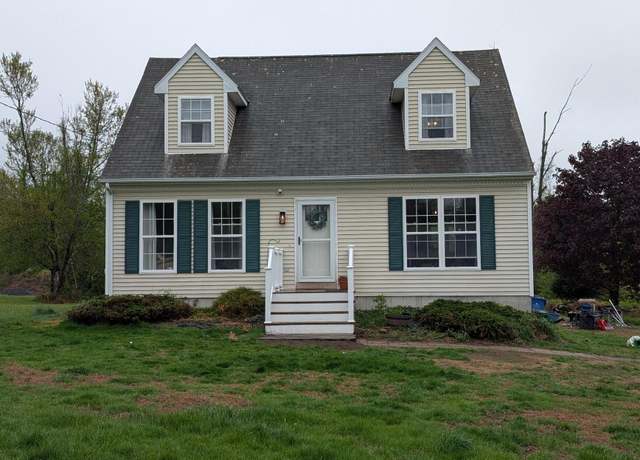 Property at 43 Huntington Dr, Plainfield, CT 06374, 3 beds, 2 baths