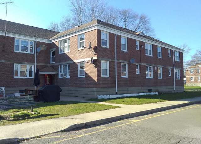 Property at 440 SUCCESS Ave Bldg -86, APT-18, Bridgeport, CT 06610, 2 beds, 1 bath