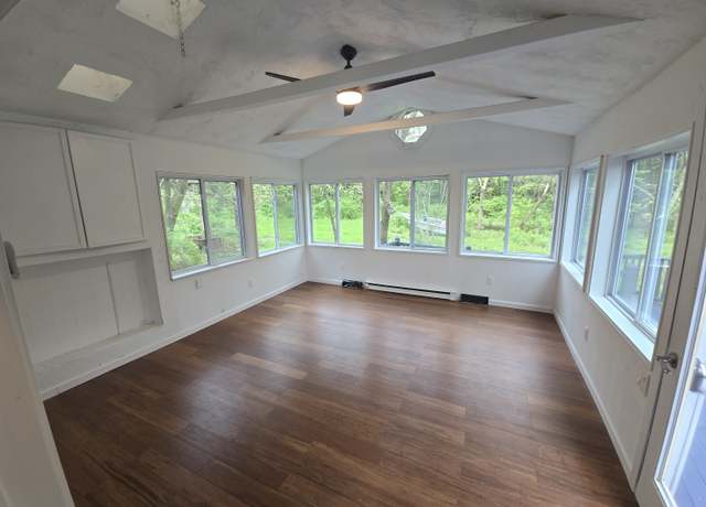 Property at 523 Hopeville Rd, Griswold, CT 06351, 3 beds, 2 baths