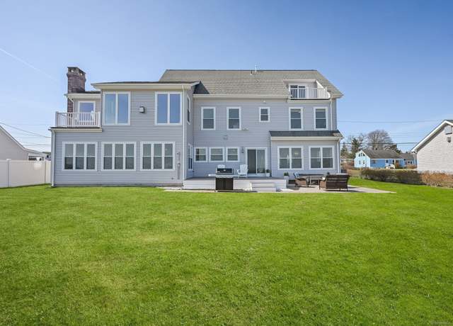 Property at 586 Riverdale Dr, Stratford, CT 06615, 3 beds, 2.5 baths