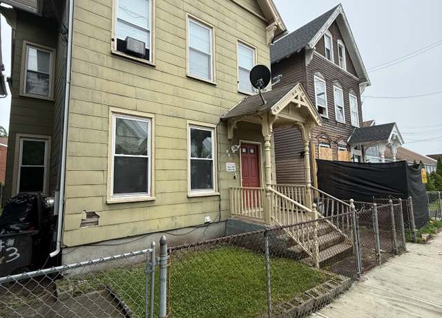 Property at 115 Lloyd St, New Haven, CT 06513, 6 beds, 3 baths