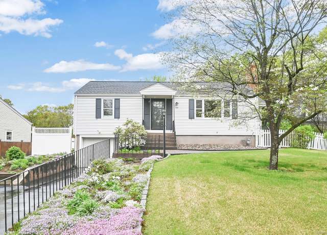Property at 345 Griswold St, Glastonbury, CT 06033, 2 beds, 1 bath