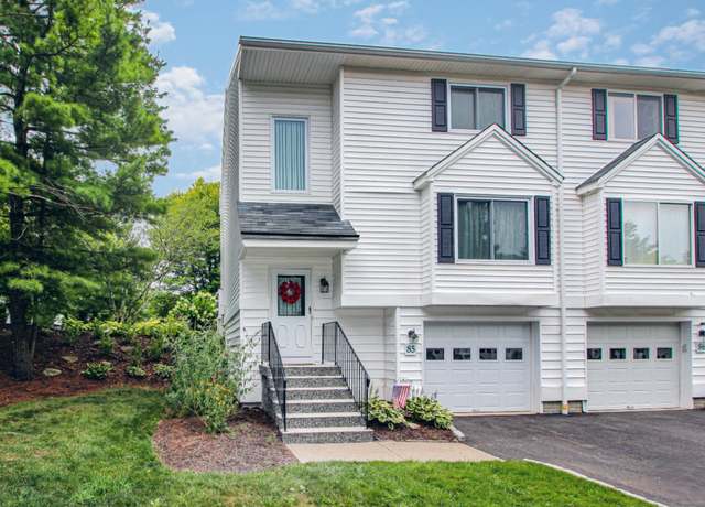 Property at 10 South St #85, Danbury, CT 06810, 2 beds, 1.5 baths