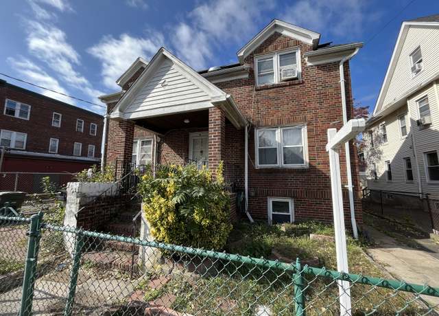 Property at 253 Linen Ave, Bridgeport, CT 06604, 4 beds, 2 baths
