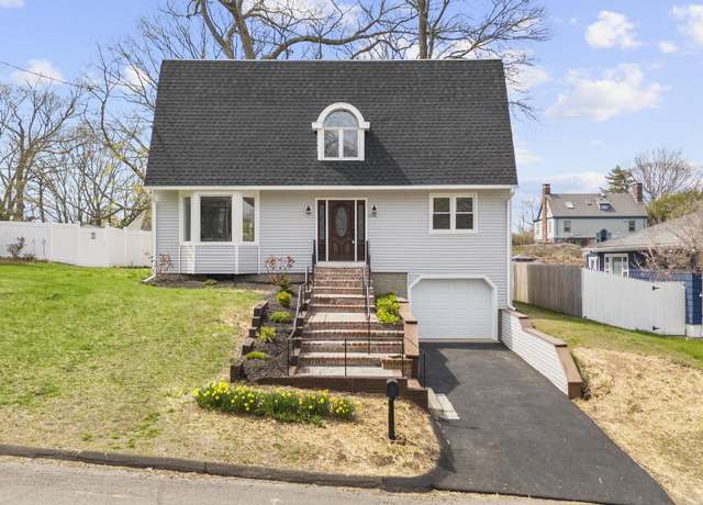 Property at 298 Summit St, New Haven, CT 06513, 3 beds, 2.5 baths