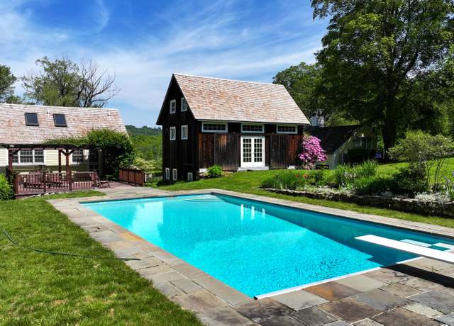 Property at 9 Mallory Brook Rd, Washington, CT 06793, 5 beds, 4.5 baths