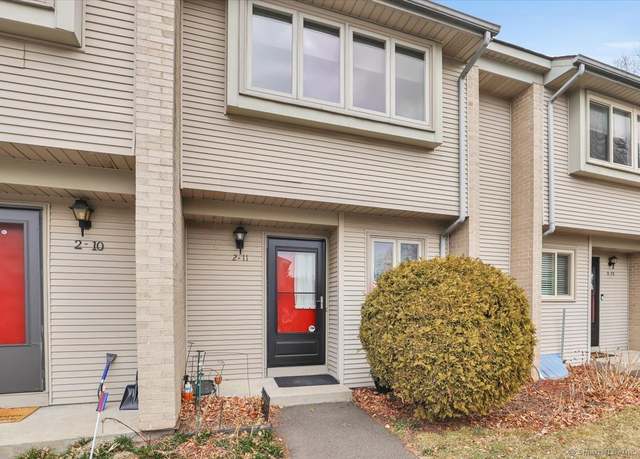 Property at 827 Oronoke Rd Apt 2-11, Waterbury, CT 06708, 2 beds, 1.5 baths