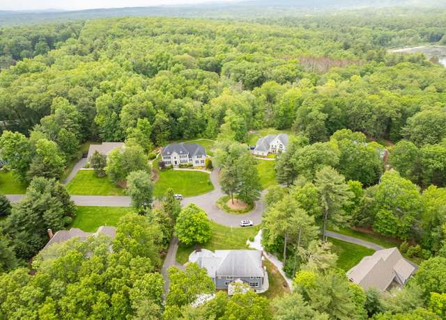 Property at 6 Anja Dr, Simsbury, CT 06070, 5 beds, 4 baths