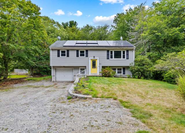 Property at 80 E Pattagansett Rd, East Lyme, CT 06357, 3 beds, 2 baths