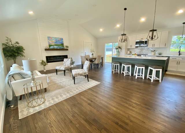 Property at 475 Oceanview Ter, Stratford, CT 06614, 3 beds, 2 baths