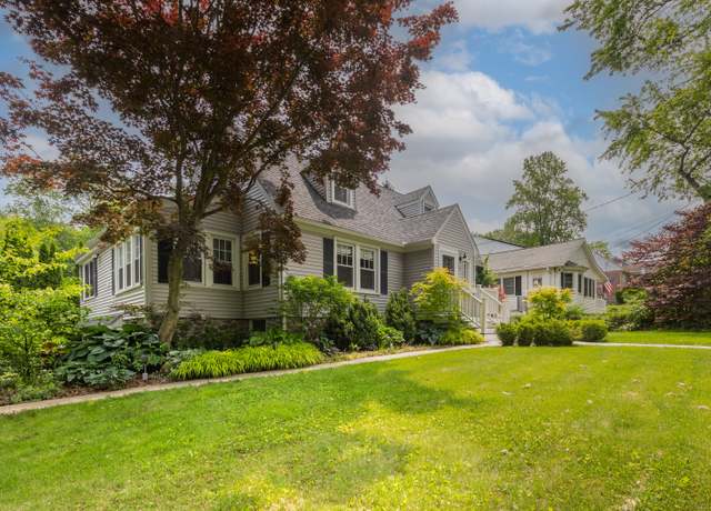 Property at 1 Yale Ave, Middlebury, CT 06762, 3 beds, 2 baths