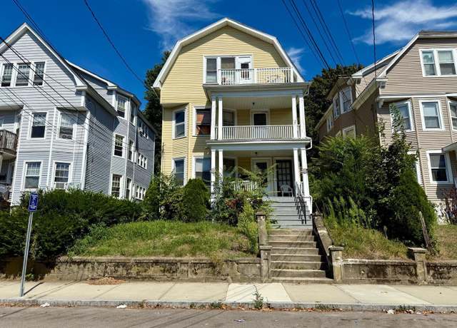 Property at 59 Connecticut Ave, New London, CT 06320, 6 beds, 3 baths