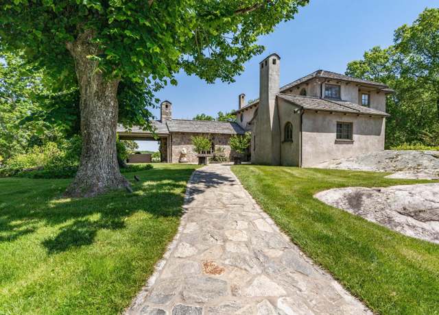 Property at 213 Beaver Brook Rd, Lyme, CT 06371, 3 beds, 2.5 baths