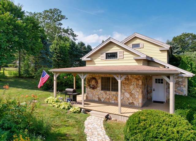 Property at 21 Church St, Prospect, CT 06712, 3 beds, 2 baths