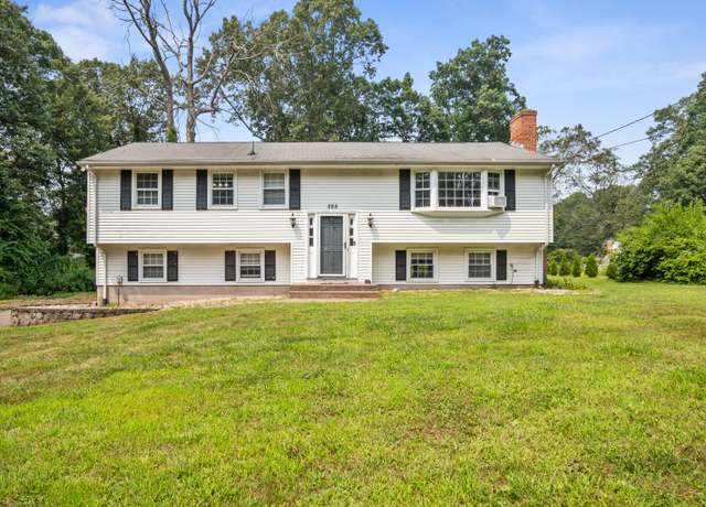 Property at 285 Redwood Rd, Manchester, CT 06040, 3 beds, 1.5 baths