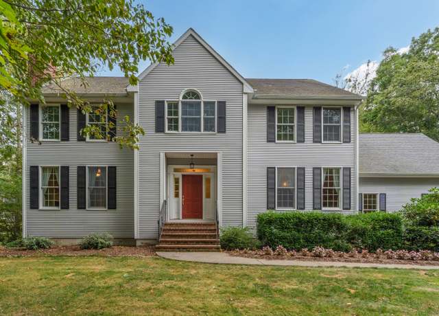 Property at 57 Spring Rock Rd, East Lyme, CT 06333, 4 beds, 2.5 baths