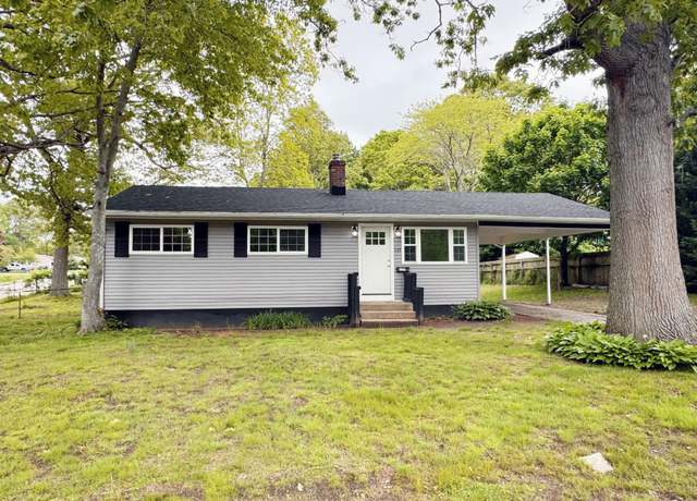 Property at 137 Indigo St, Groton, CT 06355, 3 beds, 1 bath