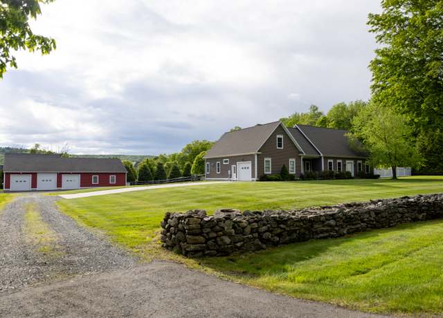Property at 116 Case St, Canton, CT 06019, 4 beds, 2.5 baths