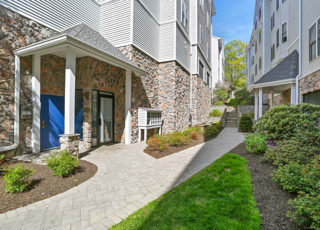 Property at 105 Richards Ave #2402, Norwalk, CT 06854, 2 beds, 2 baths
