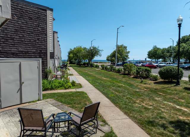 Property at 101 West Walk #101, West Haven, CT 06516, 2 beds, 1 bath