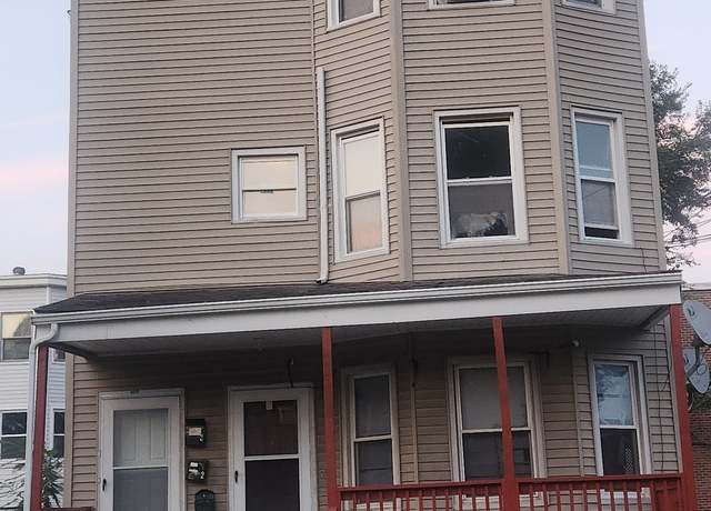 Property at 100 Amity St, Hartford, CT 06106, 9 beds, 3 baths