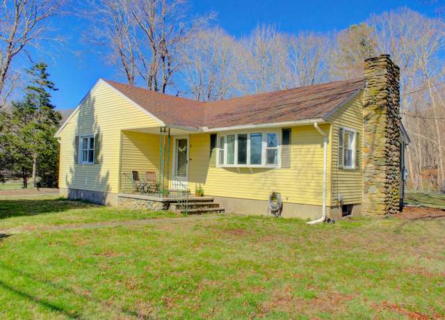 Property at 32 Wyassup Rd, North Stonington, CT 06359, 2 beds, 1 bath