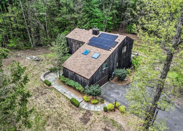 Property at 6 Kristy Dr, Bethel, CT 06801, 3 beds, 2 baths