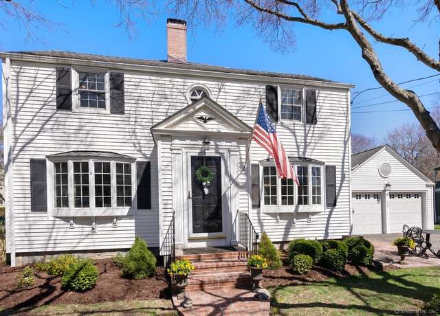 Property at 739 Valley Rd, Fairfield, CT 06825, 4 beds, 2.5 baths