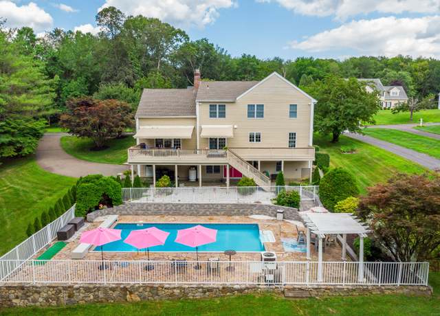 Property at 20 Laura Dr, Danbury, CT 06811, 4 beds, 3.5 baths