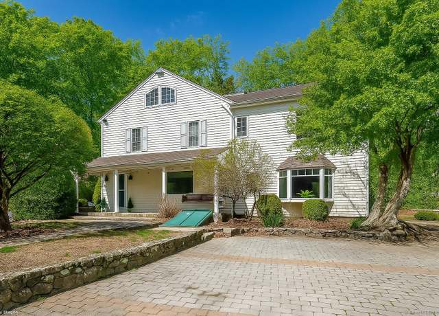 Property at 175 Mountain Rd, Wilton, CT 06897, 3 beds, 2.5 baths