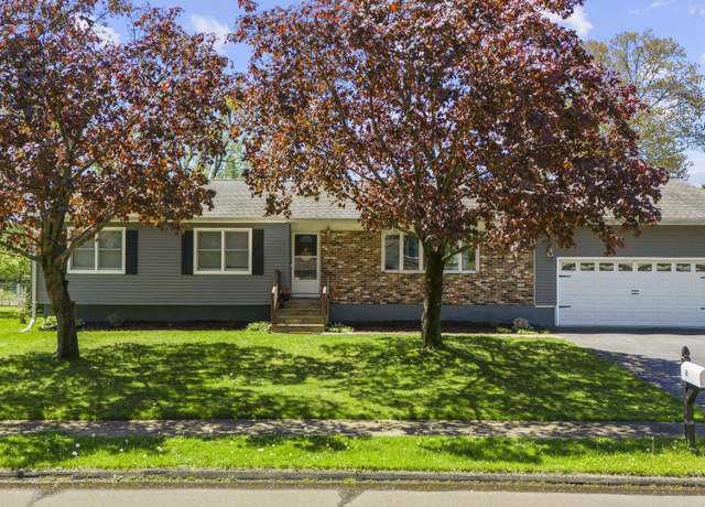Property at 6 Apple Tree Ter, West Haven, CT 06516, 3 beds, 2.5 baths