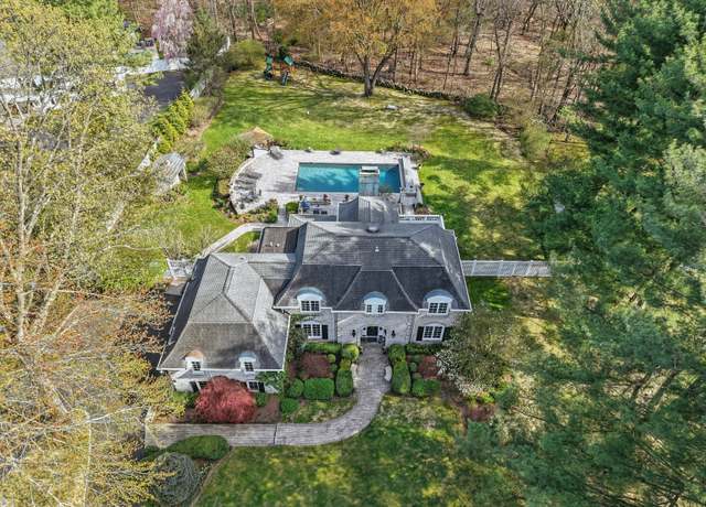 Property at 146 Ridgecrest Rd, Stamford, CT 06903, 5 beds, 4.5 baths