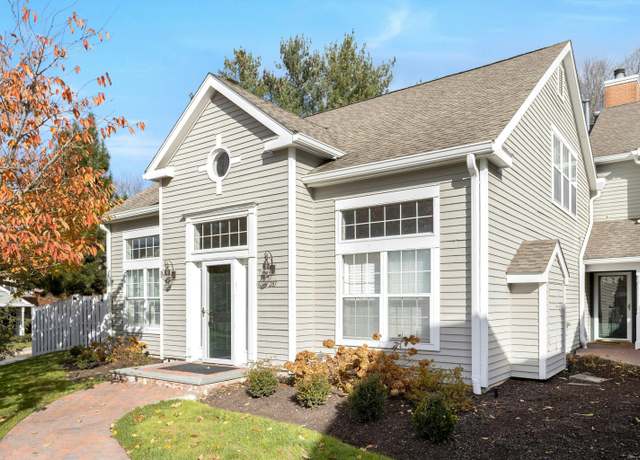Property at 287 Mayfield Dr #287, Trumbull, CT 06611, 3 beds, 2 baths