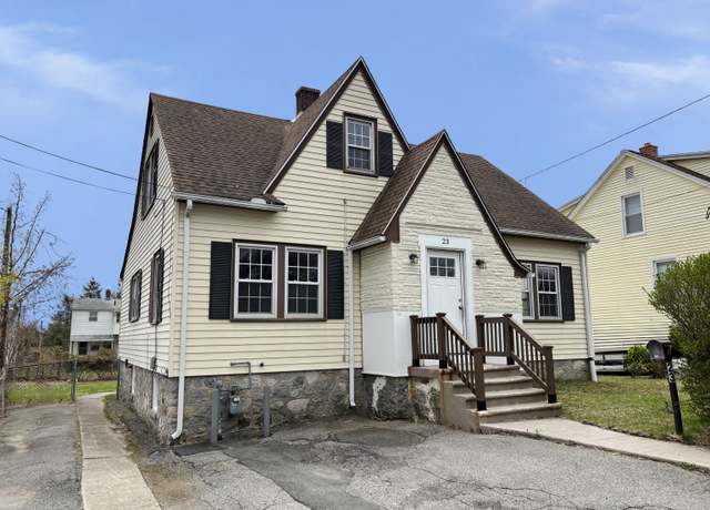 Property at 23 Anderson Ave, Waterbury, CT 06708, 4 beds, 1.5 baths