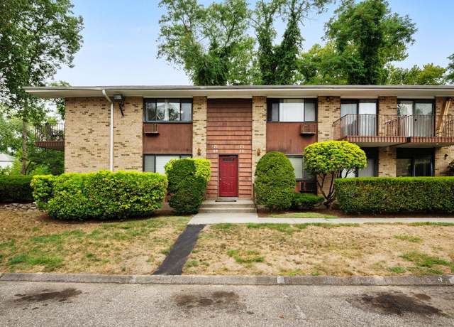 Property at 71 Kennedy Dr #71, Bridgeport, CT 06606, 3 beds, 1 bath