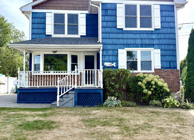 Property at 190 5th Ave, Stratford, CT 06615, 4 beds, 3.5 baths