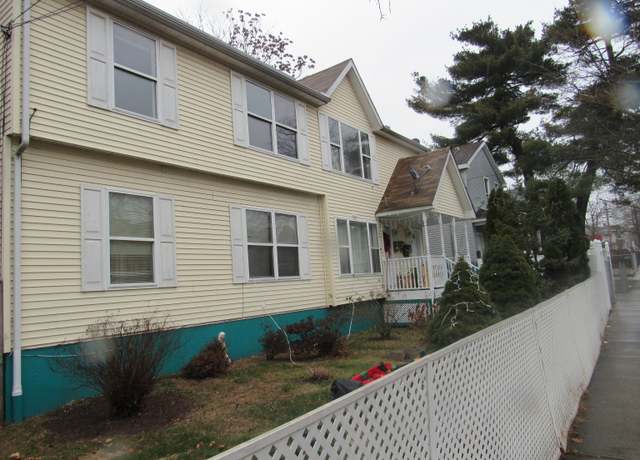 Property at Undisclosed address, New Haven, CT 06513, 9 beds, 3 baths