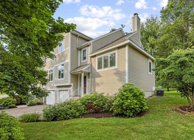 Property at 11 Essex Ct #11, Avon, CT 06001, 3 beds, 2 baths