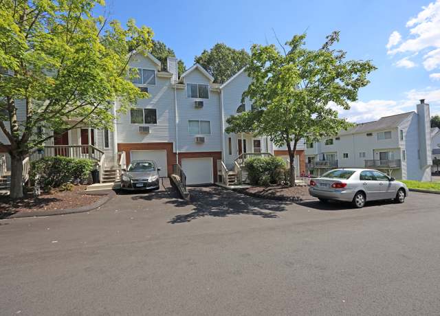 Property at 925 Oronoke Rd Unit 18K, Waterbury, CT 06708, 2 beds, 1.5 baths