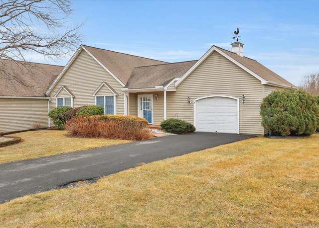 Property at 7 Hamlet Manor Ln #7, Durham, CT 06422, 1 bed, 1.5 baths