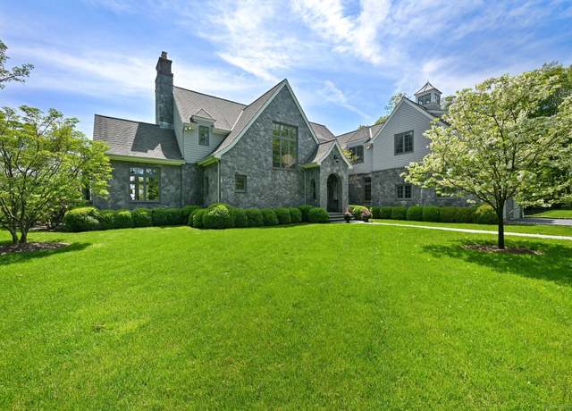 Property at 19 Fawn Ln, New Canaan, CT 06840, 4 beds, 5 baths
