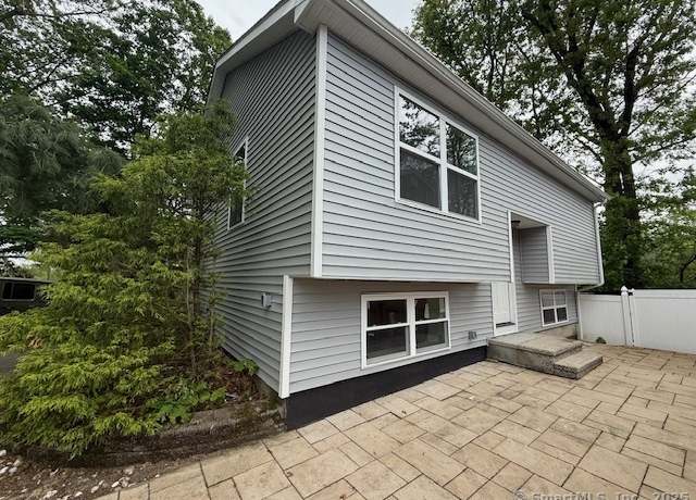 Property at 499 Woodlawn AVE EXT, Bridgeport, CT 06606, 3 beds, 2 baths