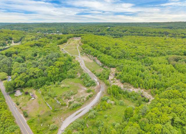 Property at 10 Riverside Dr, Sprague, CT 06330