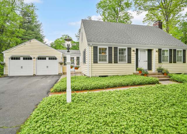 Property at 46 Westridge Dr, Avon, CT 06001, 3 beds, 1.5 baths