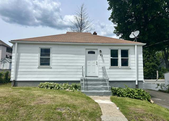 Property at 82 Sunnyside Ave, Waterbury, CT 06708, 2 beds, 1 bath