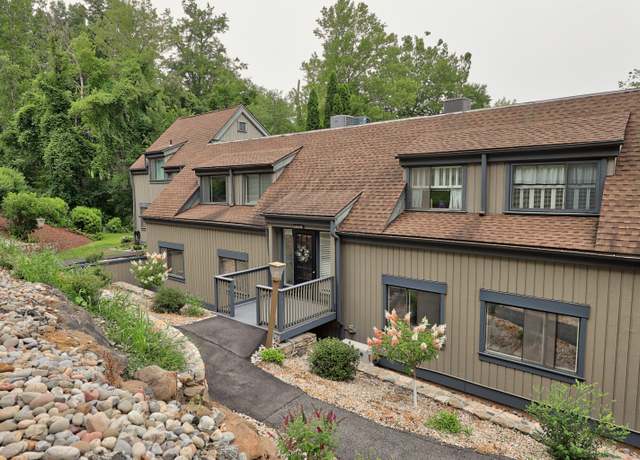Property at 241 Heritage Vlg Unit E, Southbury, CT 06488, 2 beds, 2 baths