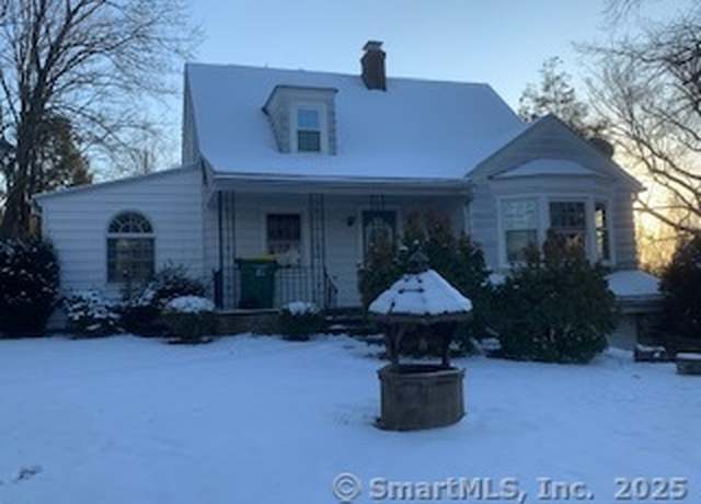 Property at 401 Newridge Ave, Waterbury, CT 06708, 3 beds, 1.5 baths
