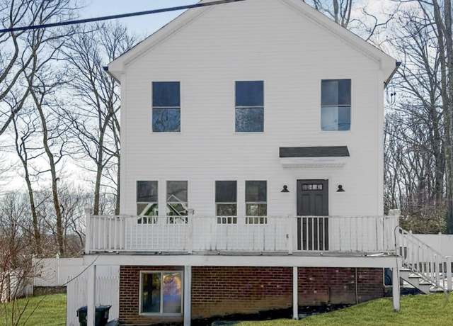 Property at 88 walnut Trl, Danbury, CT 06810, 2 beds, 2.5 baths